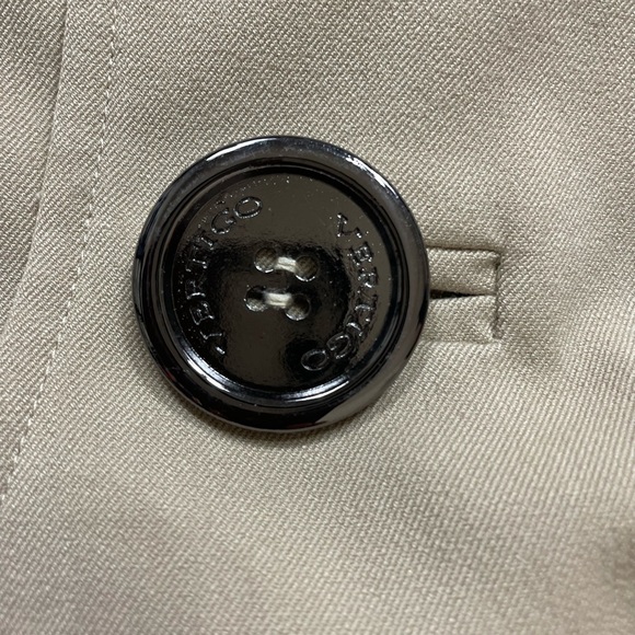 NWT Vertigo Paris Short Trench Jacket in Tan - Picture 15 of 16